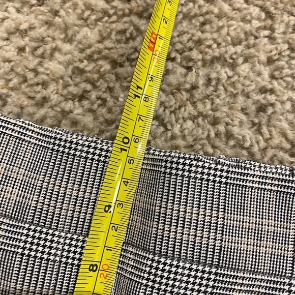 Babaton Aritzia Women’s Plaid Cohan Pants Trousers Black & Grey Size 4 Ankle - Picture 9 of 10